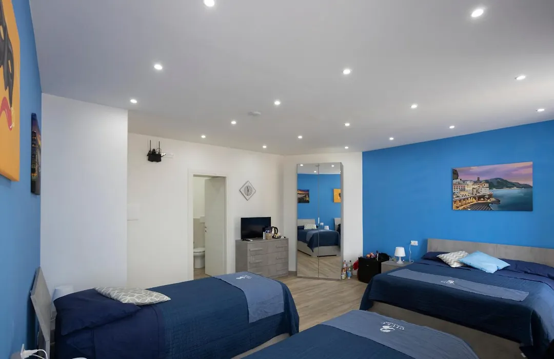 Giuly Suites & Rooms-1