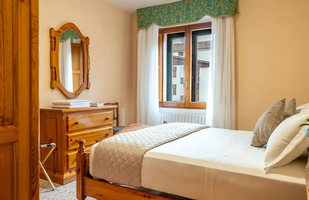 Hotel Iris-1