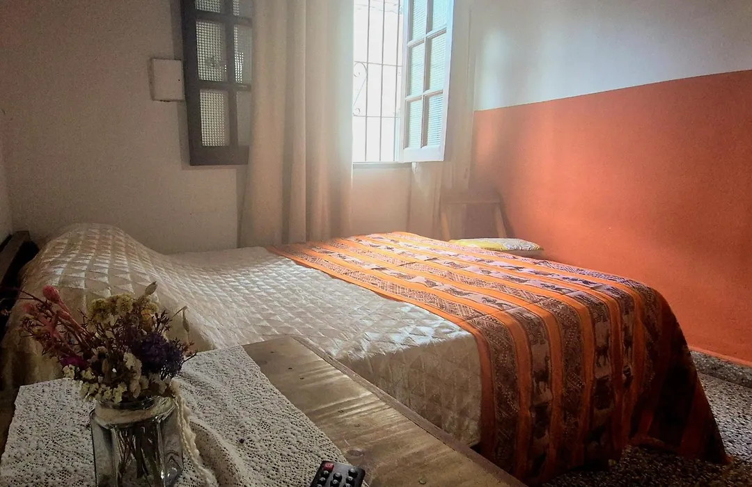 Hostal Del Parque-1