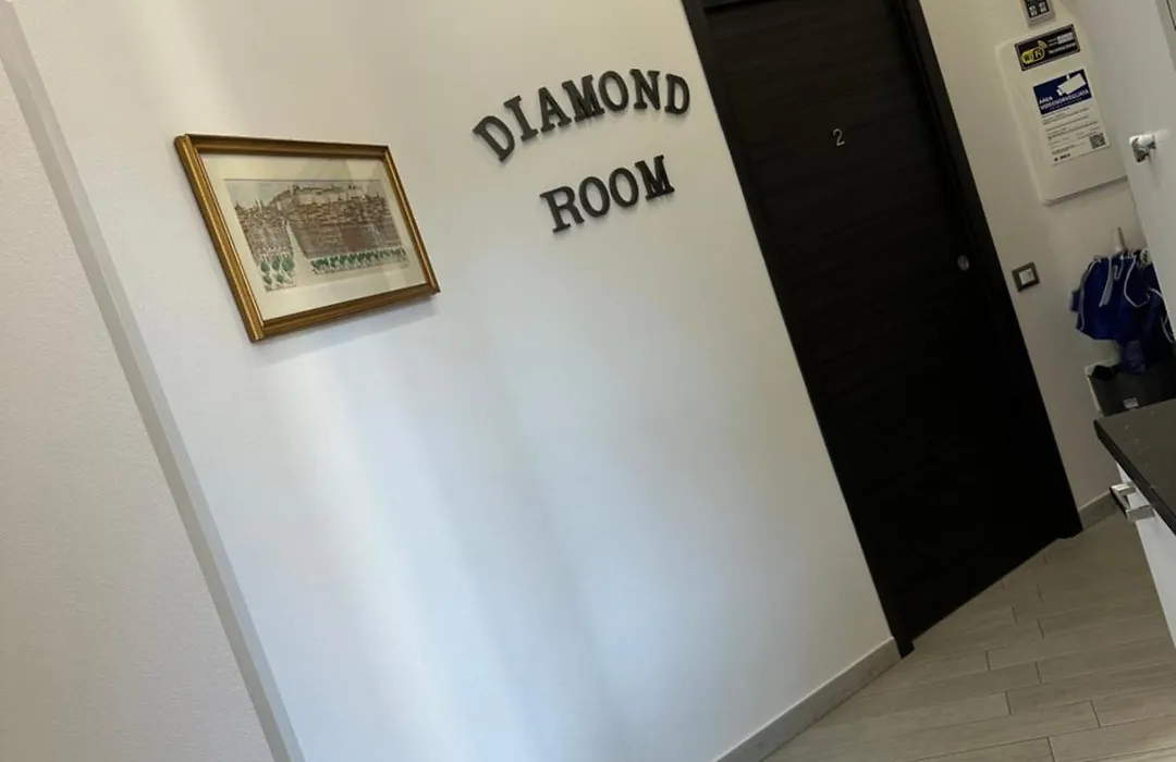 Diamond Room-1