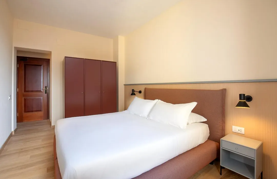 Hotel Colosseum-1