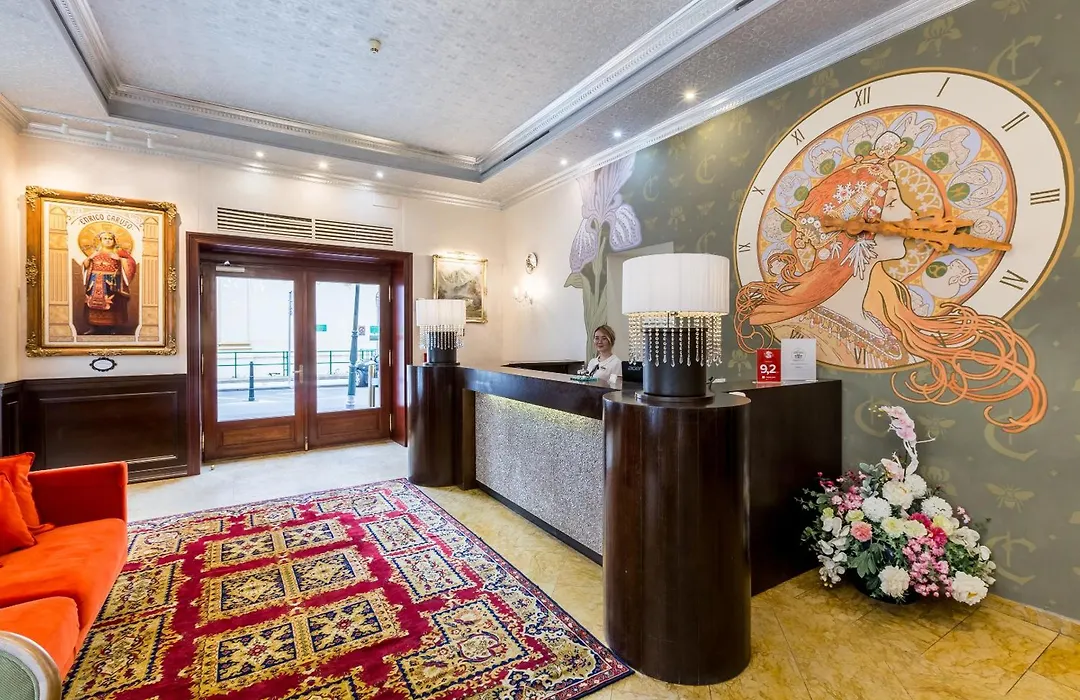Hotel Caruso Old Town-1