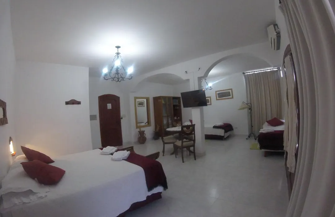 Hotel Portal del Santo-1