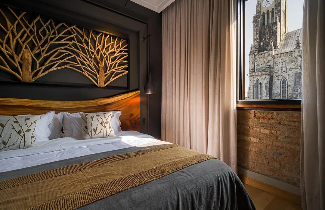 Mater Hotel-1