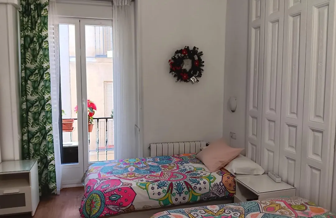 Hostal Casa Chueca-1