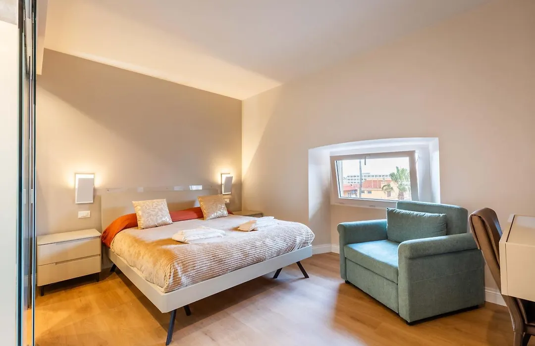 Lumina3 Luxury Room Rome Smart Guest House-1