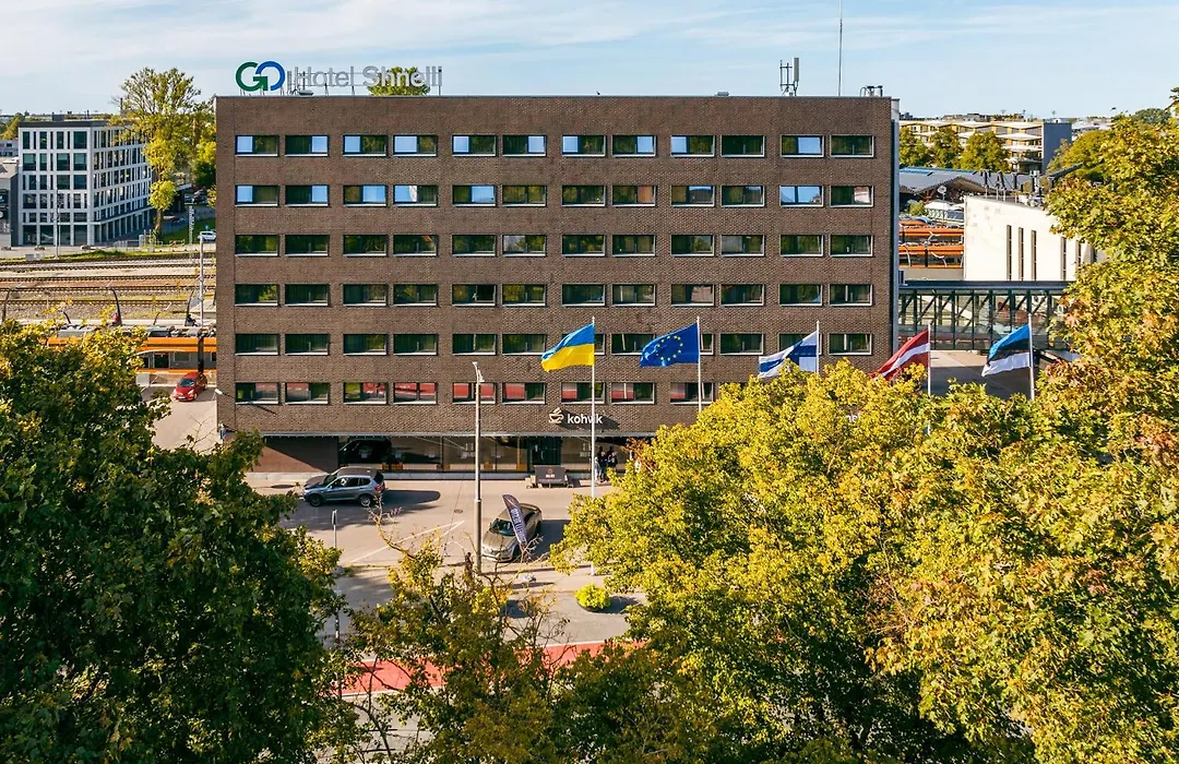 Go Hotel Shnelli-1