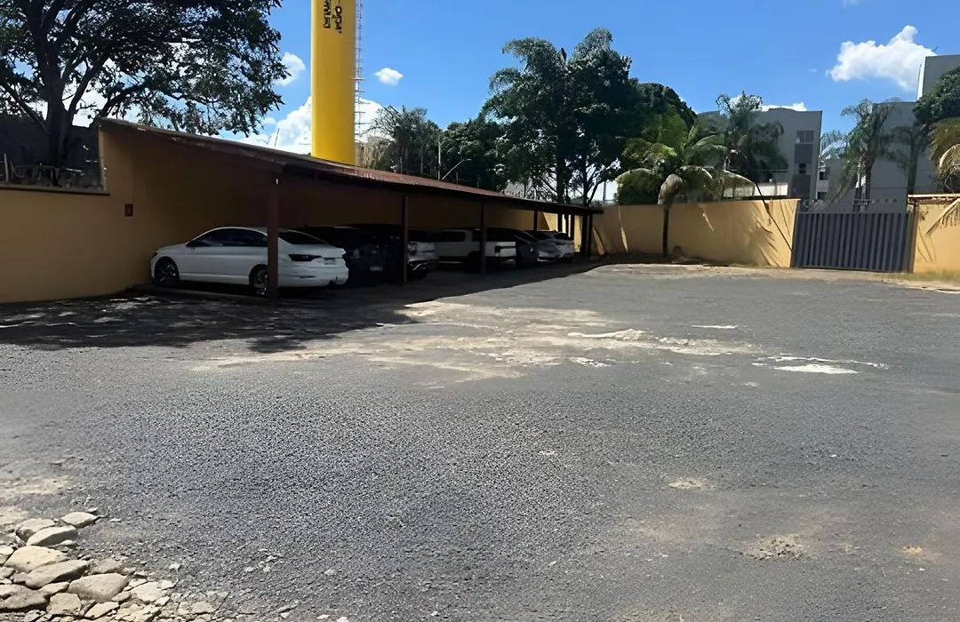 Ln Flats & Suites-1