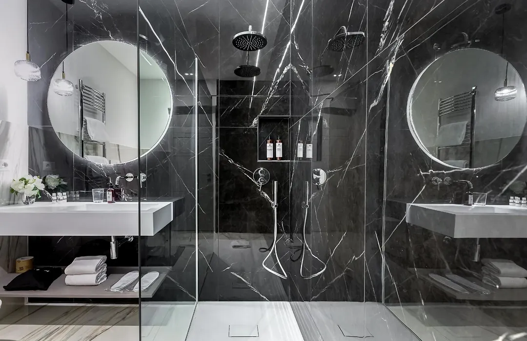 Dionigi 43 Private Suites By Premium Suites Collection-1