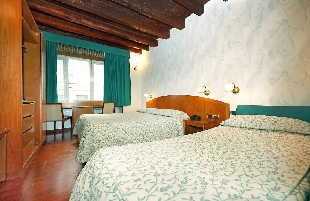 Hotel Corot-1