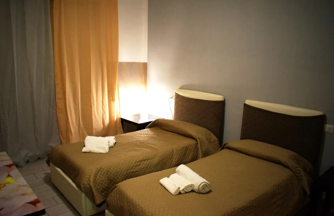 Neapolis Center-1