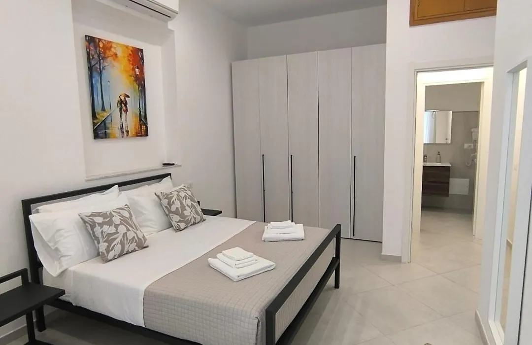 Cherry Rooms-1