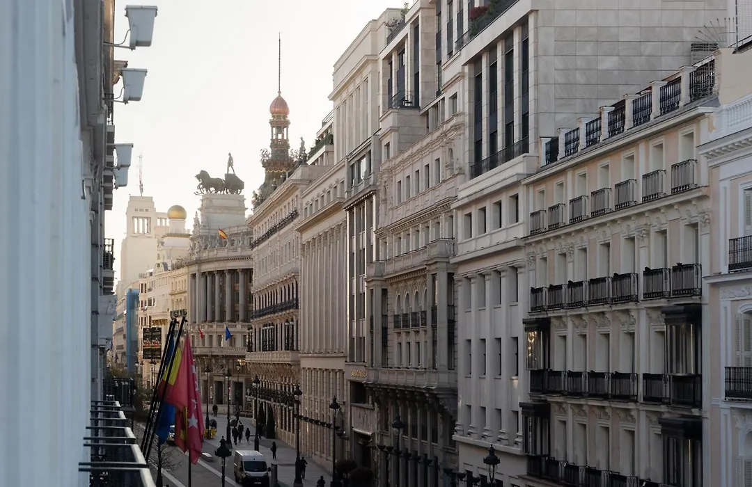 LUTHIA Puerta del Sol-1