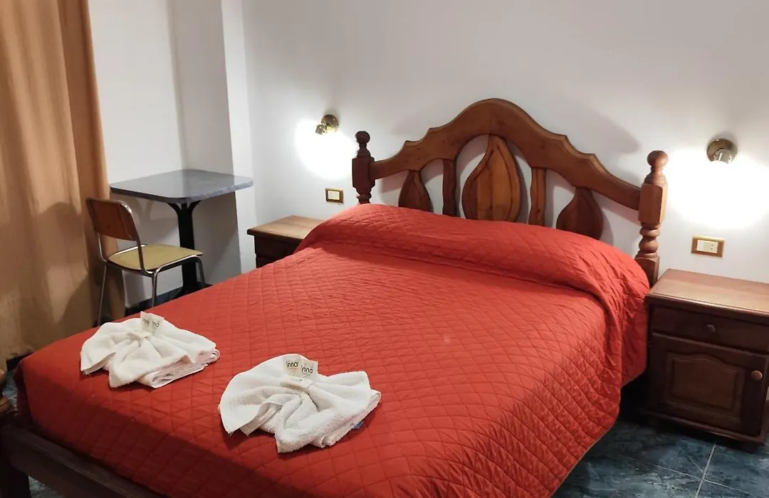 Victor Hotel-1