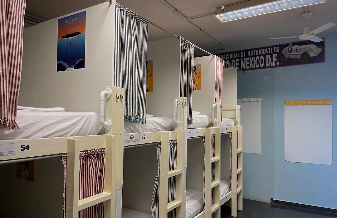 Santander Central Hostel-1