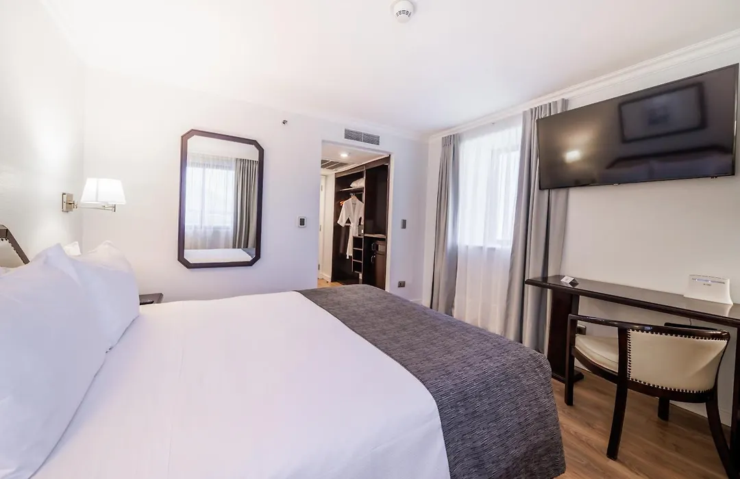 Wyndham Garden Santiago Kennedy-1