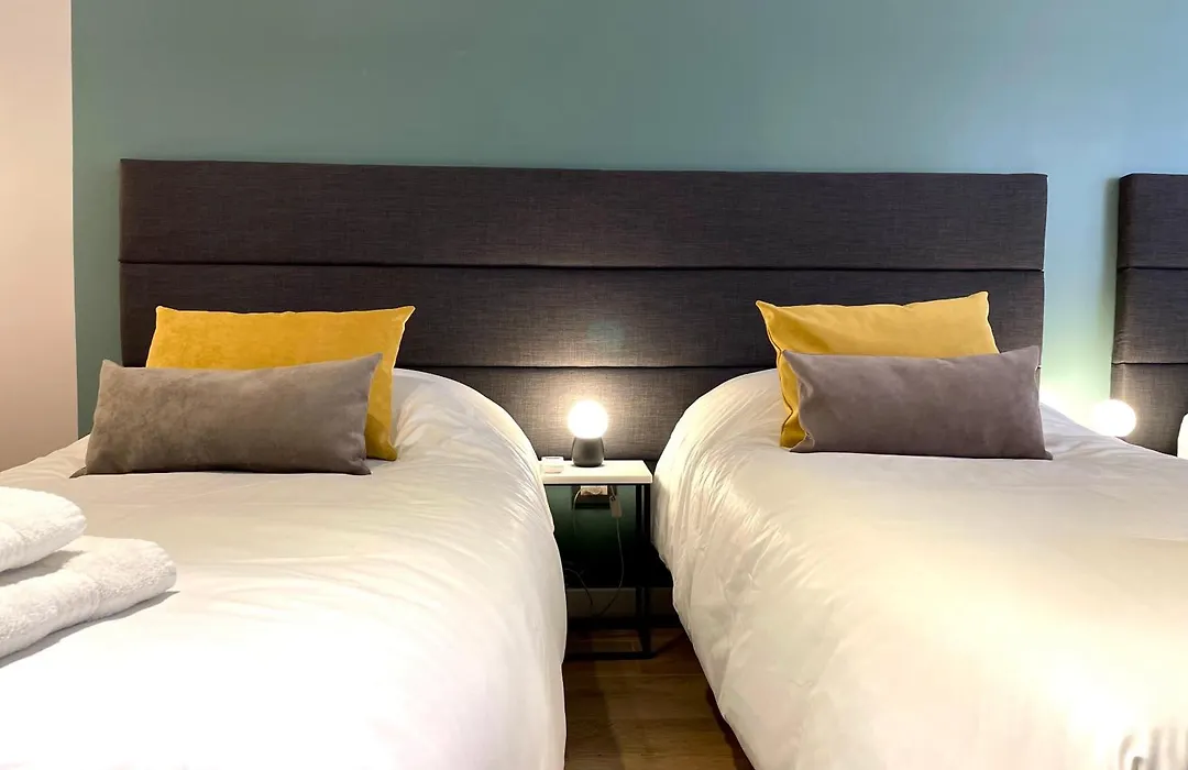 Huli B&B-1