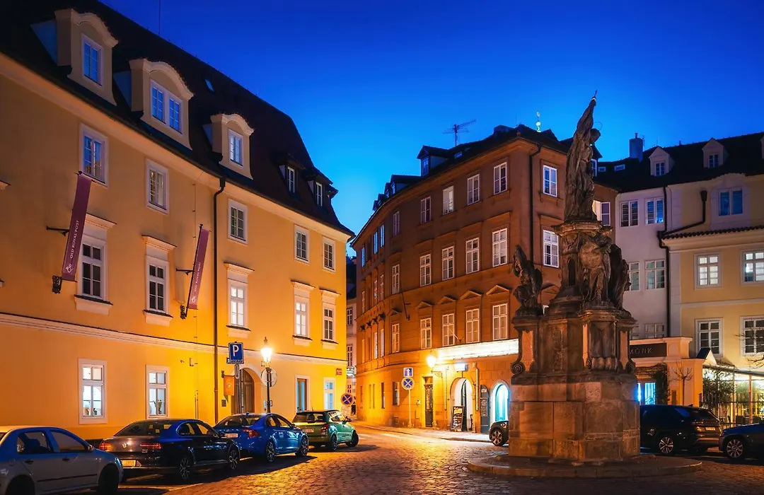 Old Royal Post Boutique Hotel & Premium Suites-1