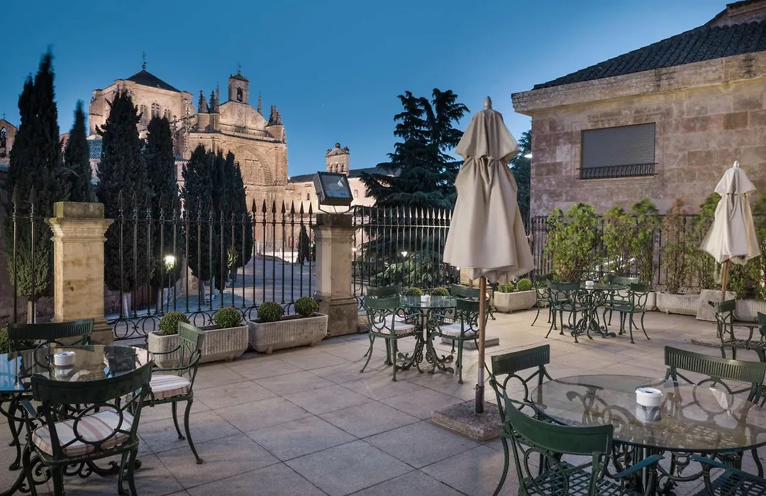 NH Collection Salamanca Palacio de Castellanos-1