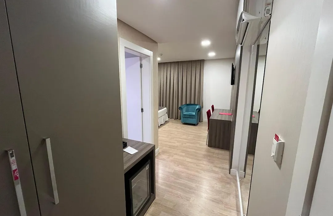 Holiday&Business Hotel - Em frente ao Centro de Eventos e Arena Conda-1