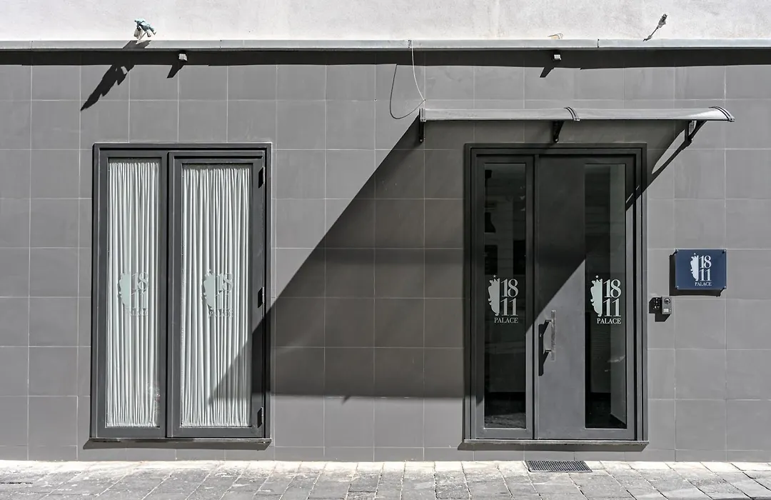 1811 Palace-1