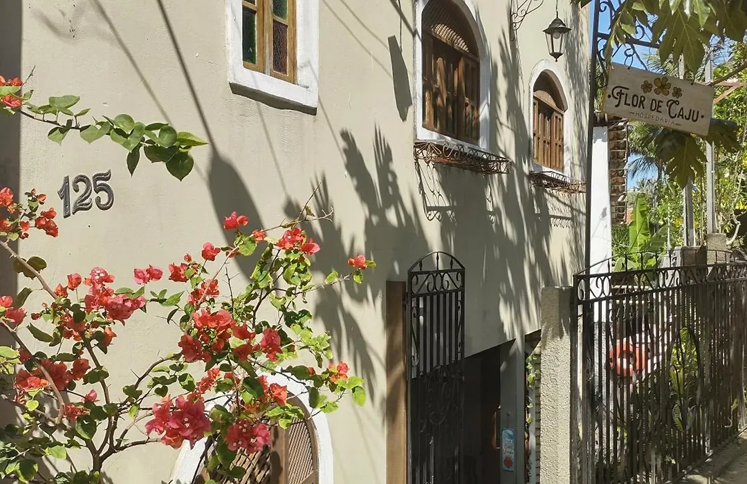 Hospedaria Flor de Caju-1