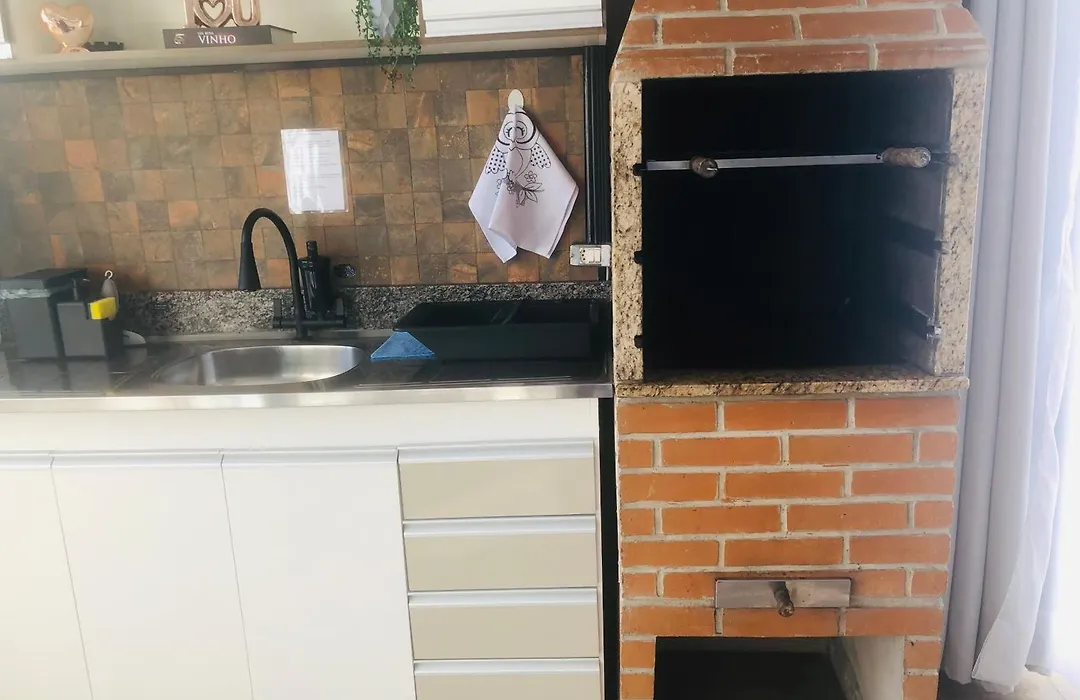 Uai House com jacuzzi (Espaço romântico)-1