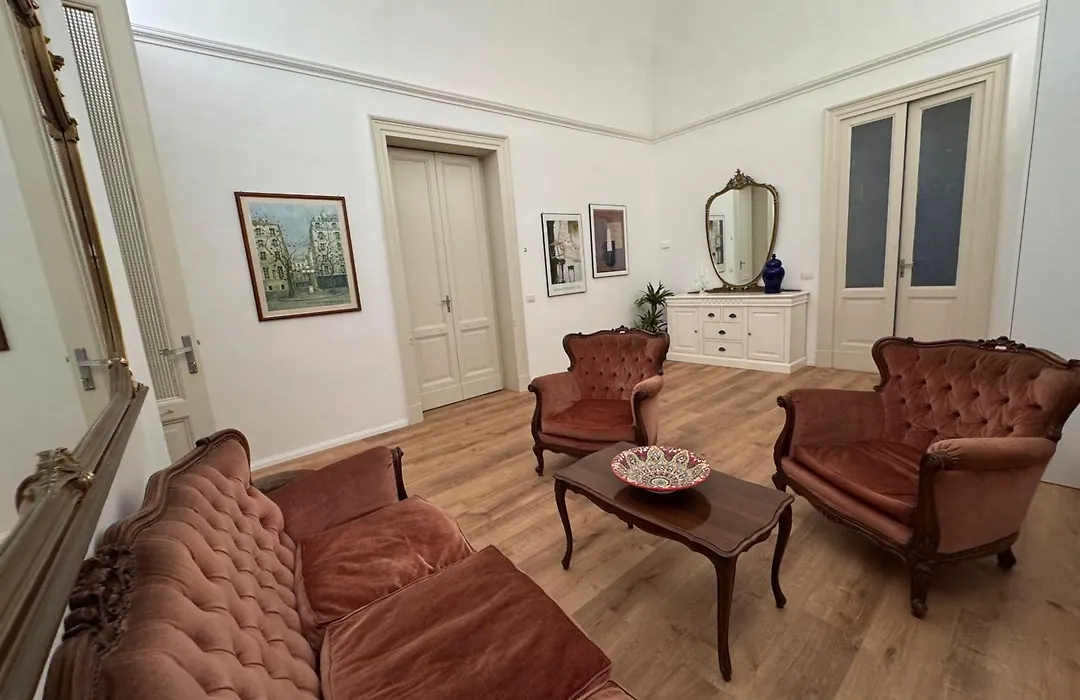Dimore del Plebiscito B&B-1
