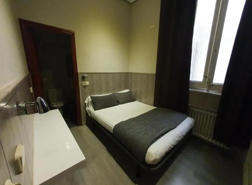 Plaza Dort Rooms I-1