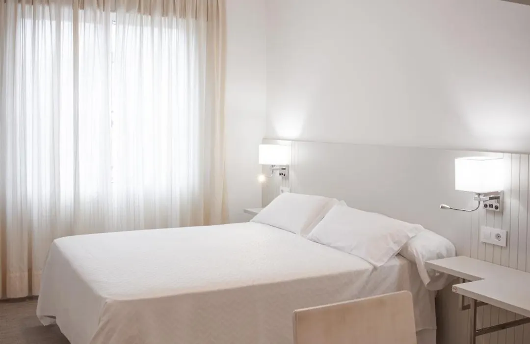 Hotel Apartamentos Dabarca-1