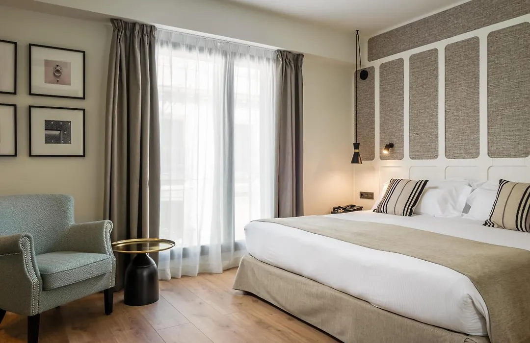 Hotel Barcelona Catedral 4 Sup-1