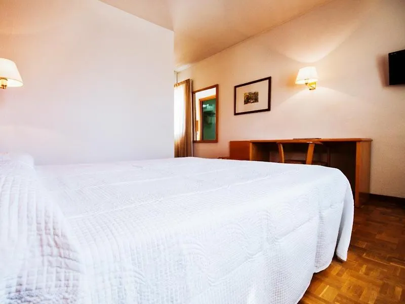 Hotel Alcarria-1