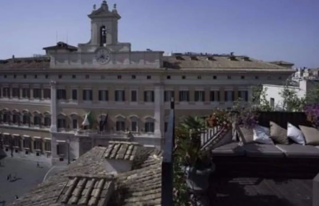 Colonna Palace-1