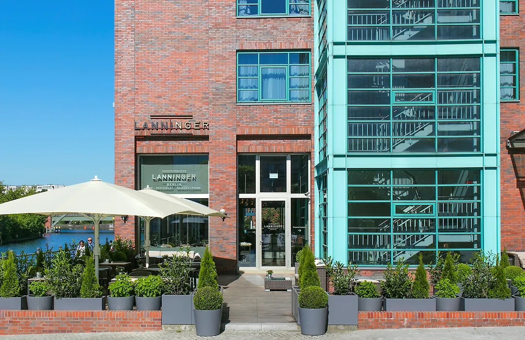 Abion Spreebogen Waterside Hotel Berlin-1