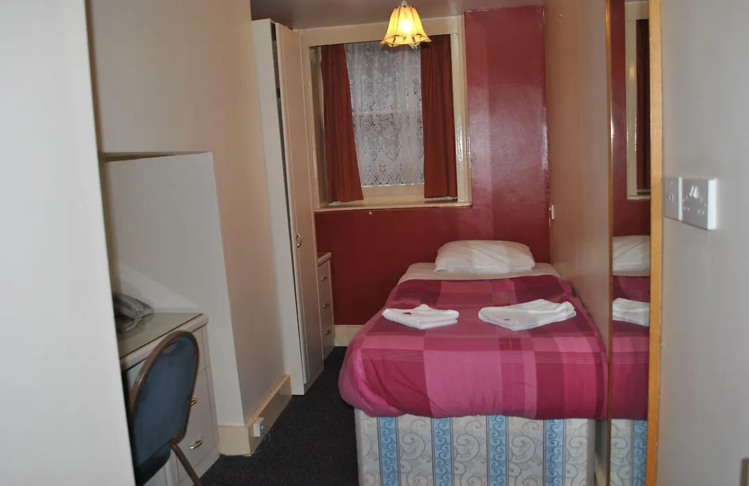 Guilford House Hotel-1