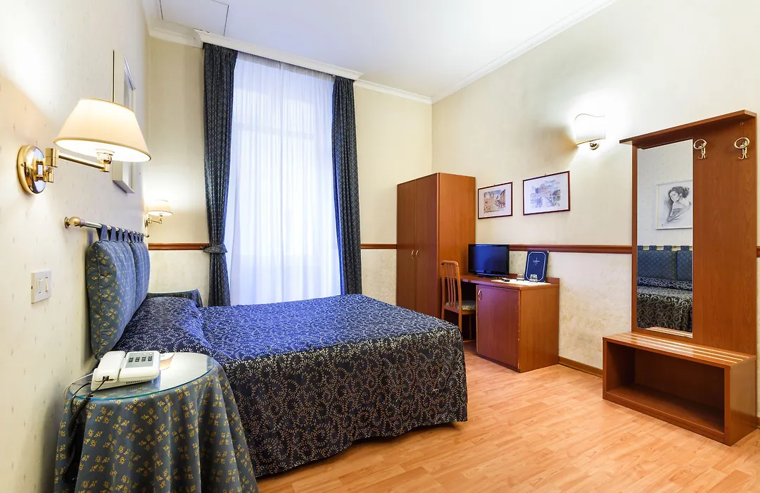 Hotel Paris-1