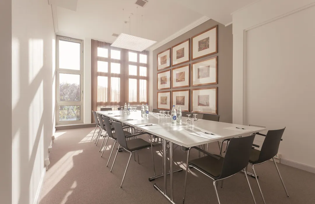 Ema House Hotel Suites-1