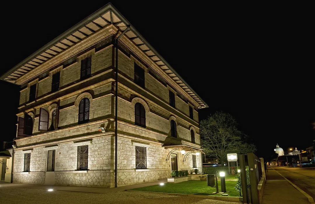 Villa Raffaello Park Hotel-1