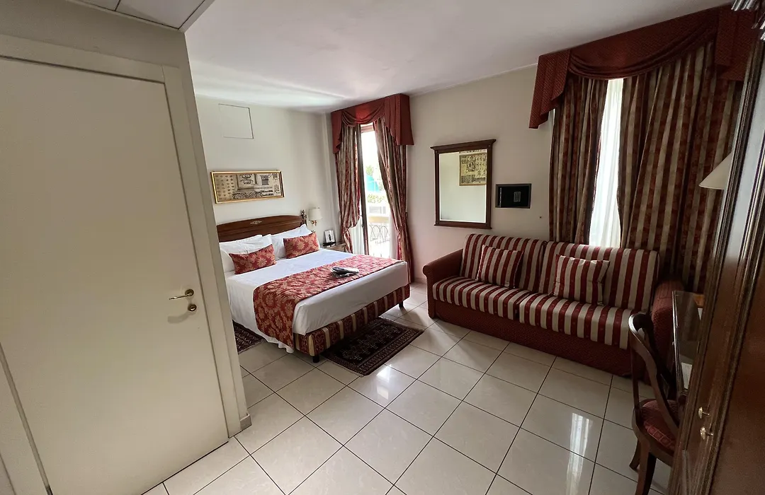 Hotel Villa Savoia-1
