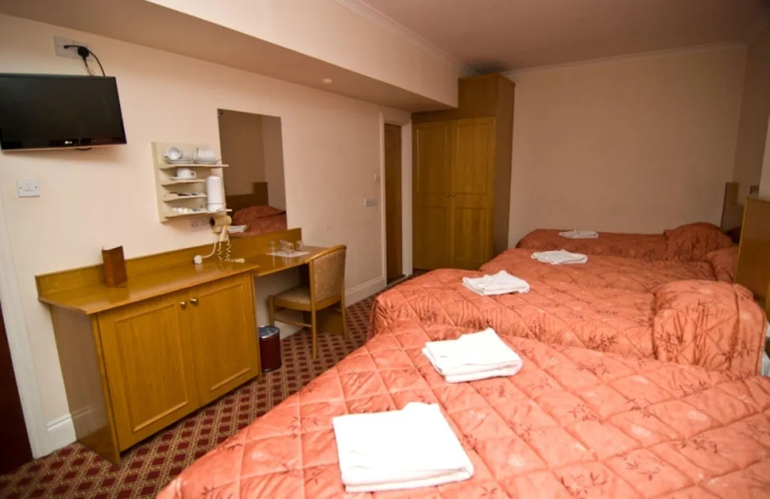 Alexandra Hotel-1