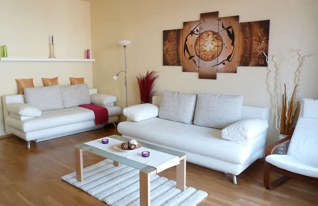 Trendy Deluxe Apartments-1