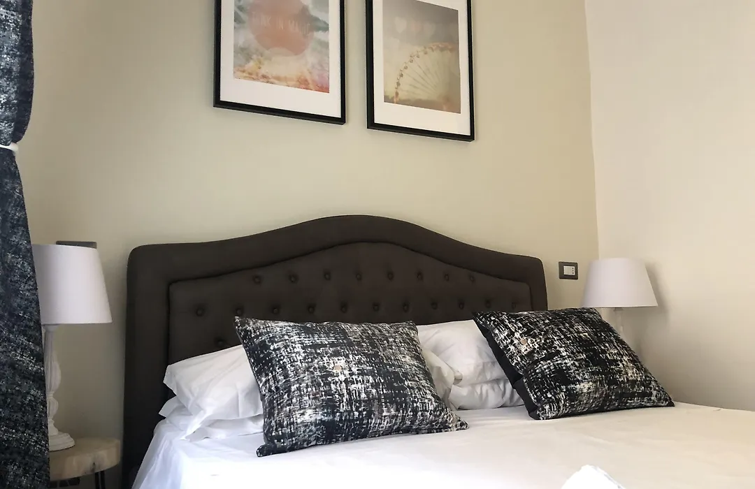 The Place In Rome Guest House-1