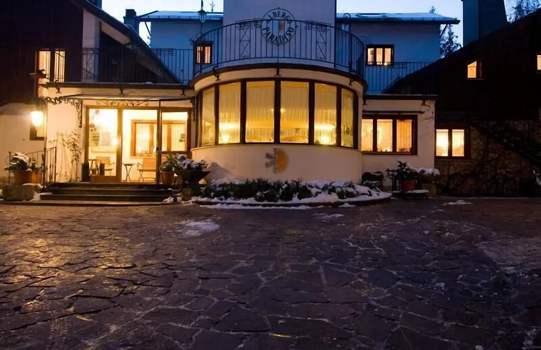 LH Albergo Il Paradiso-1