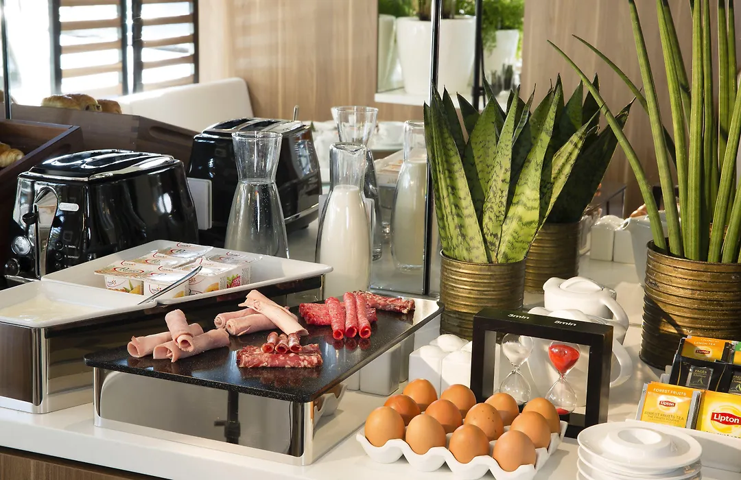 Hotel Eiffel Turenne-1