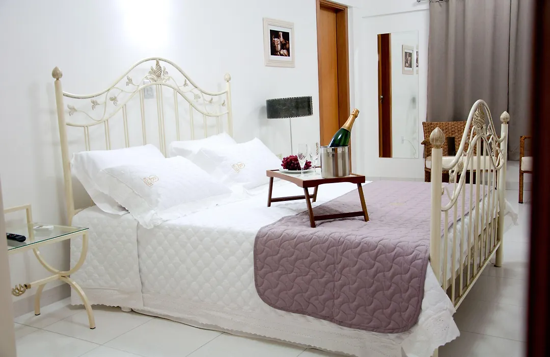 Hotel Roari-1