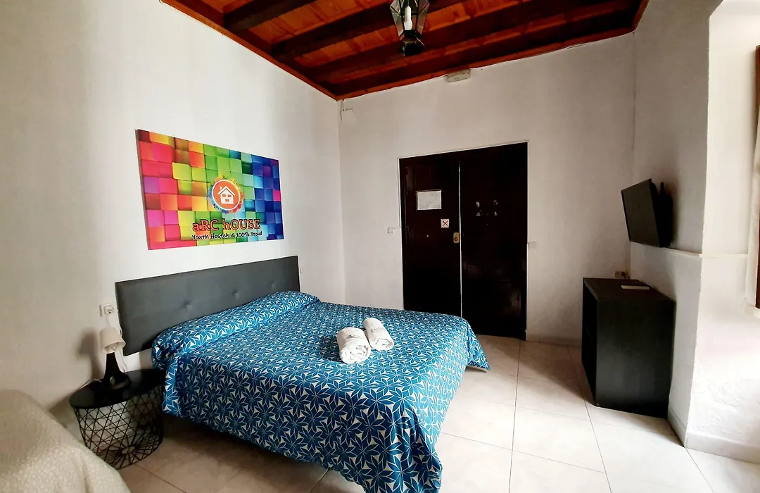 Hostal Osio By Arc House-1