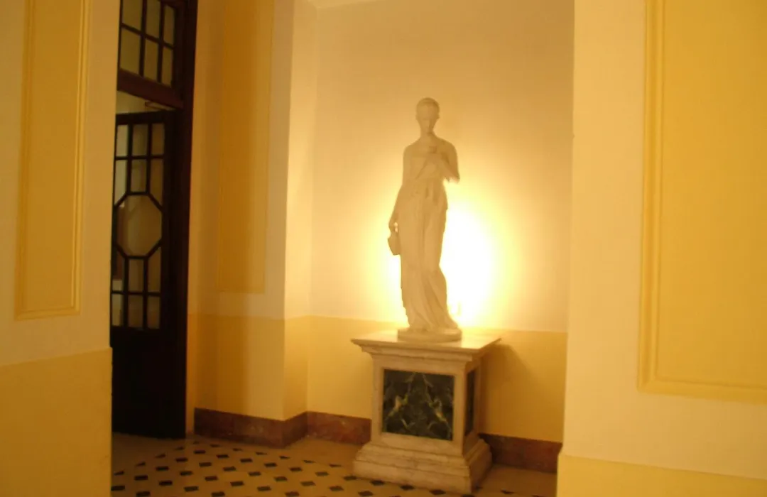 Ara Pacis Inn-1