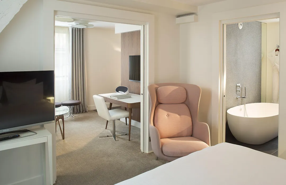 Hotel Dupond-Smith-1
