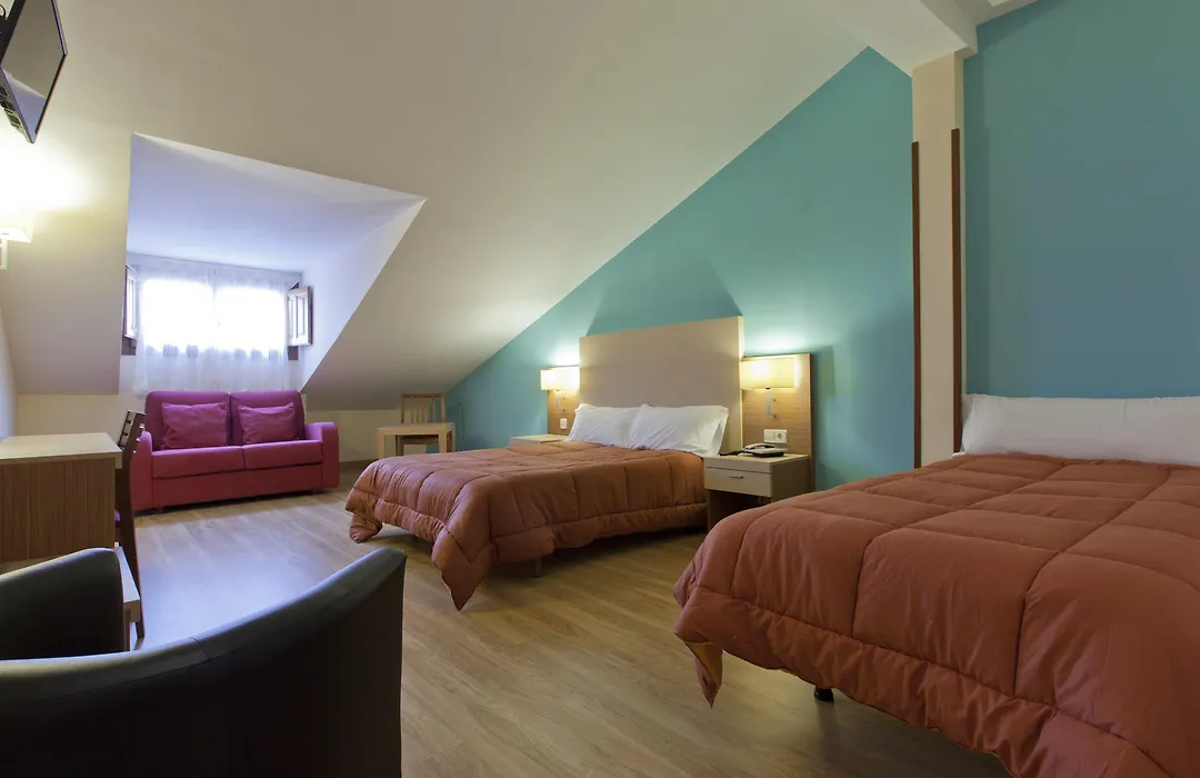 Hotel Mirador Puerta Del Sol-1