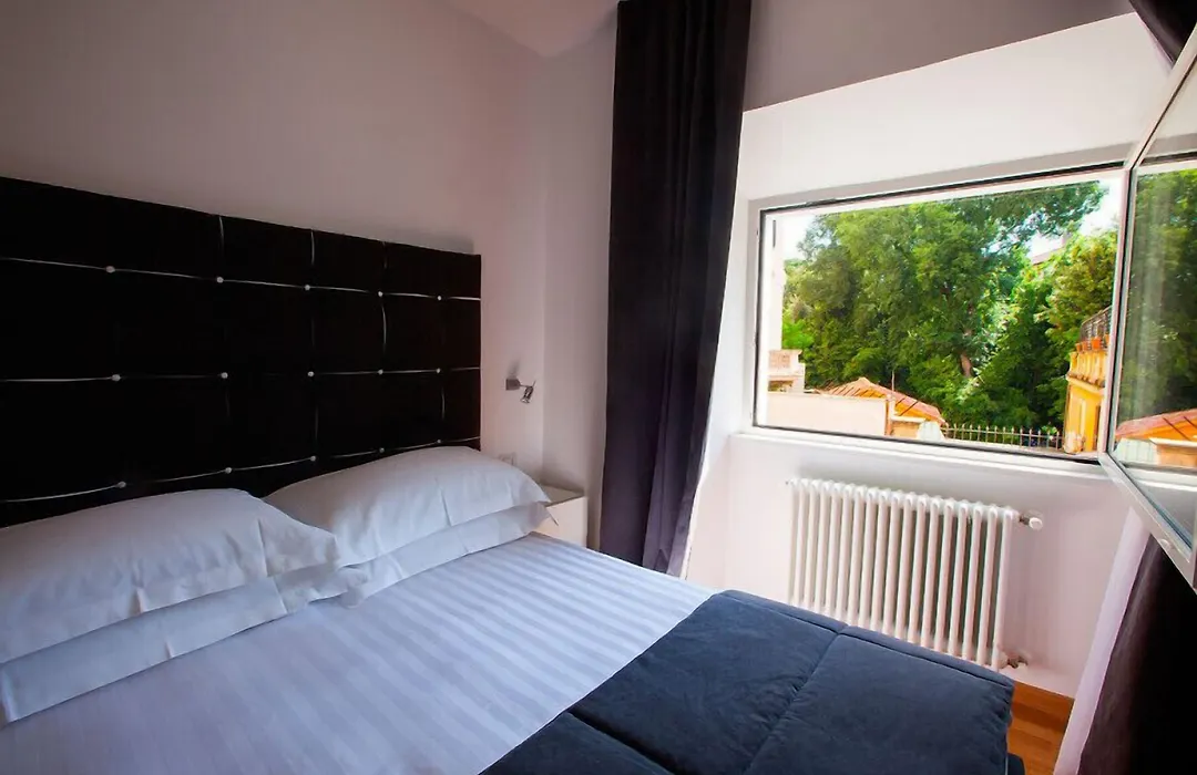 Melody Suite Rome-1